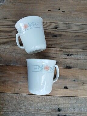 Vintage Corelle Tea Cups/ Coffee Mugs Peach Floral Trim